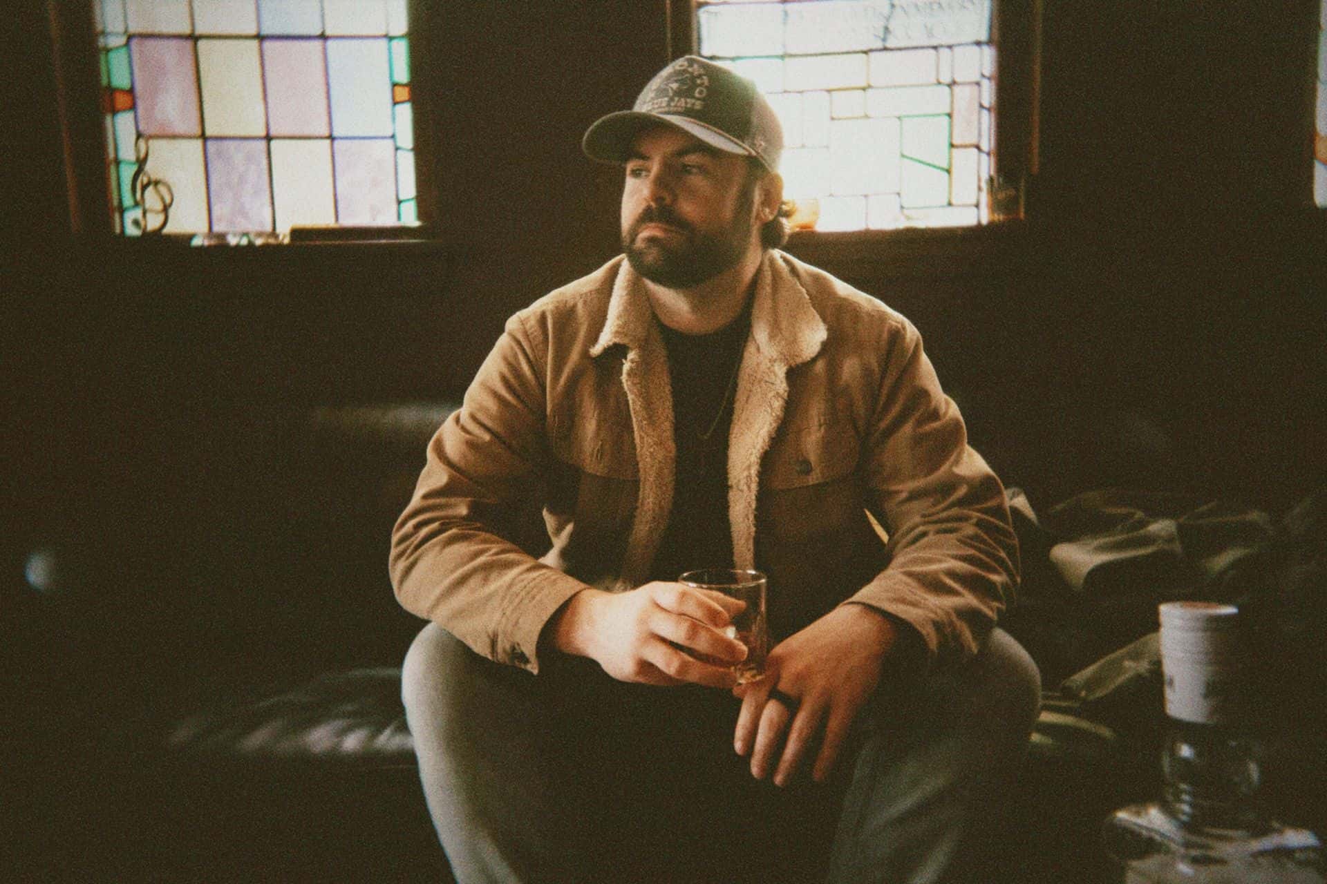 Official headshot for Ontario Country Artist, Dean James