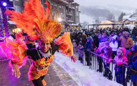 Discover themed events and featured weekends throughout Holiday Magic.