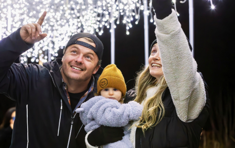 Immerse yourself in the magic of the season by exploring the 1km Holiday Magic Light Trail throughout the Village